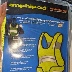 Amphipod safety vest